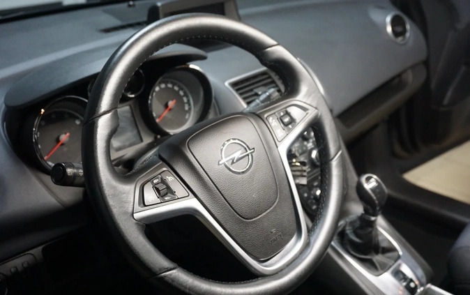 Opel Meriva cena 23900 przebieg: 199615, rok produkcji 2011 z Hajnówka małe 407